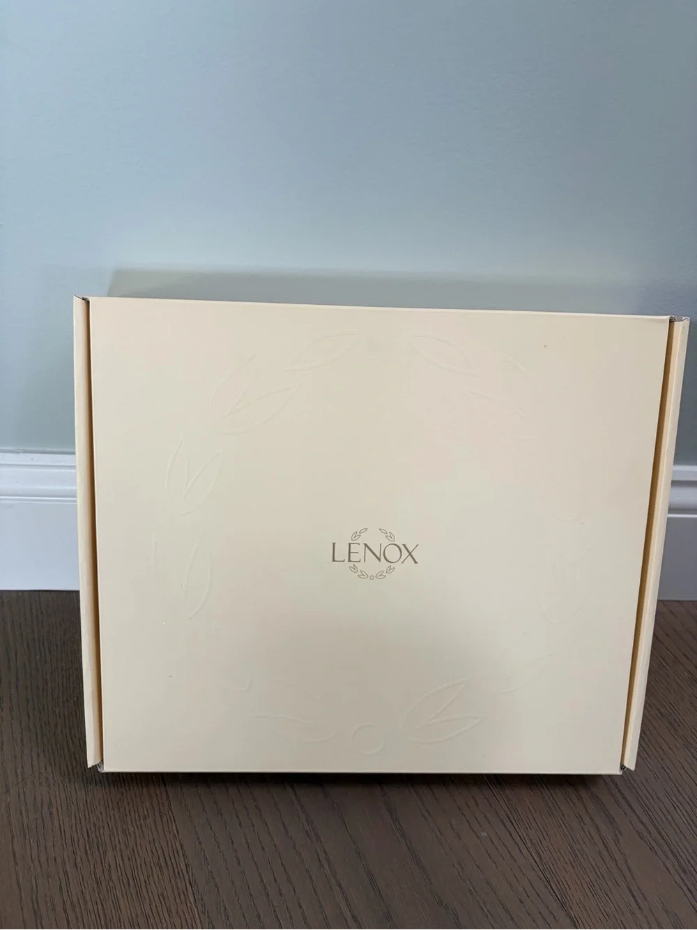 Lenox Masterpiece Ivory & Gold Floral Ceramic 5x7 Picture Frame